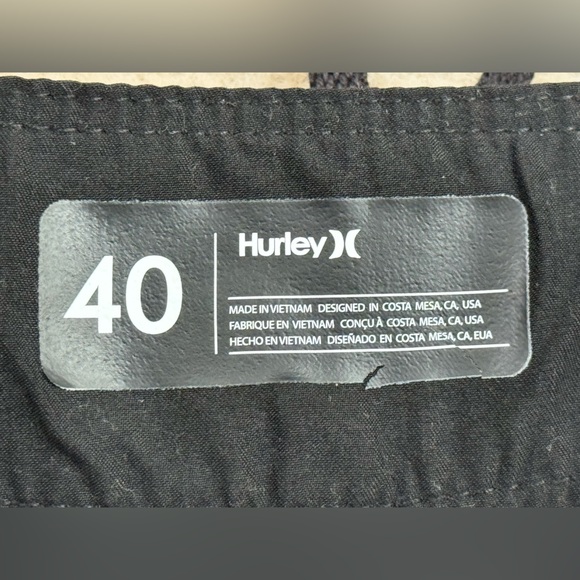 Hurley Men's Yellow, Orange & Gray Swim Trunks with Rear Pocket, Waist Size 40 - Picture 10 of 13